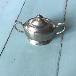 Williamsburg style armed lidded Sugar Bowl metal container